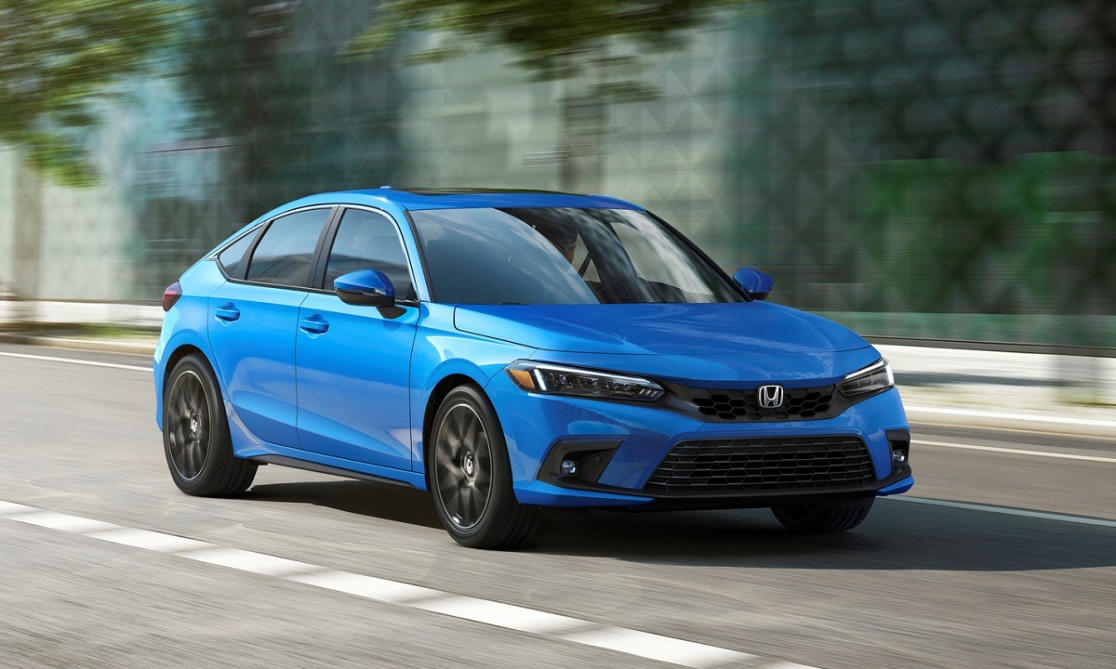 Sangar Tapi Sopan, Honda Civic RS di Perkotaan